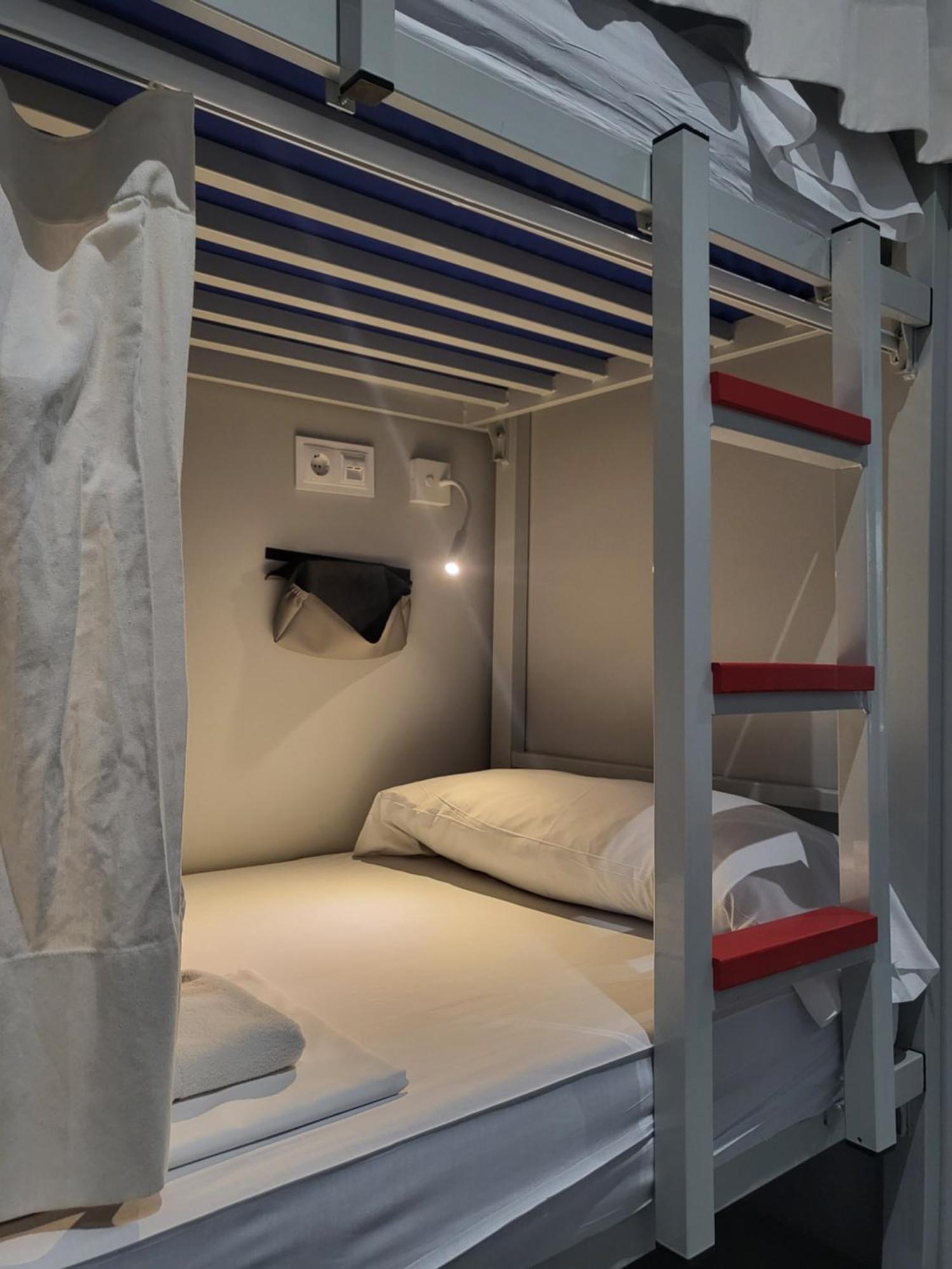 Acola Sport Hostel ปอนเตเบดรา ภายนอก รูปภาพ